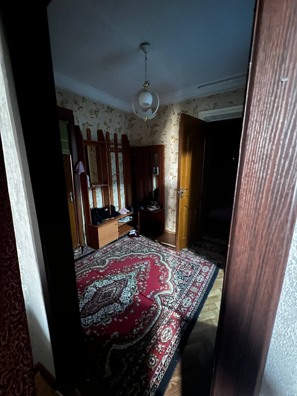 3 xonali kvartira Yakkasaroyda